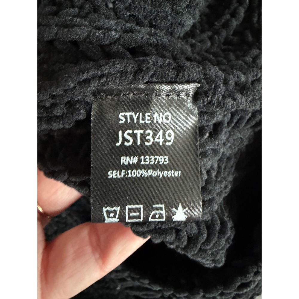 POL Black Chenille Oversized V Neck Short Sleeve Sweater Size M‎ Boho Minimalist - Picture 6 of 9